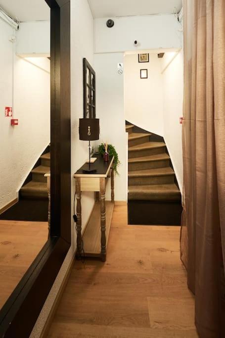 Studio-Balcon Center Of מונס מראה חיצוני תמונה